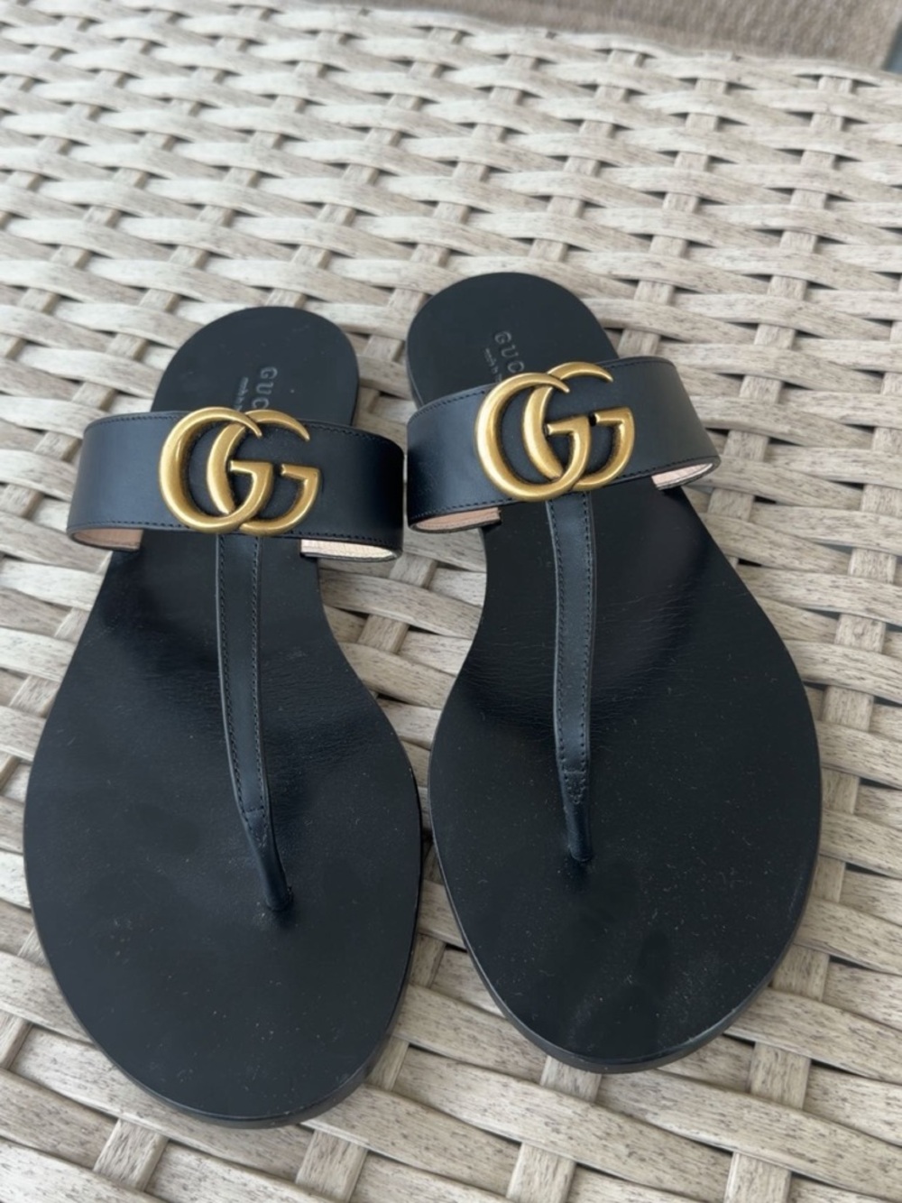 Gucci Black Leather Sandal with Gold GG Logo